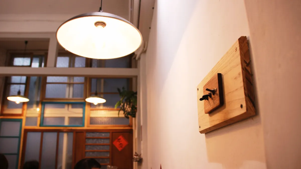 探店筆記｜新竹東門市場人氣餐廳：硬漢主廚必吃料理推薦！